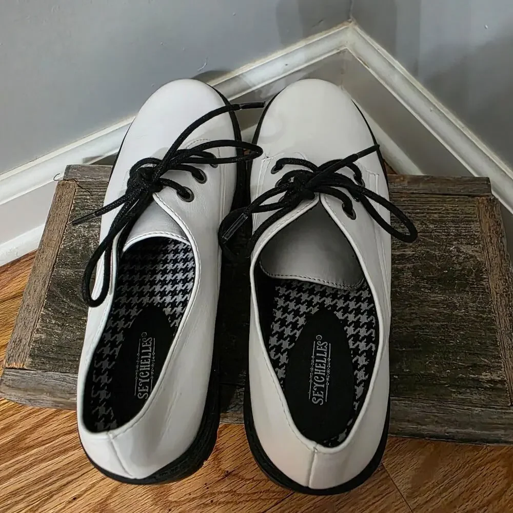 ​Seychelles White Platform Oxfords Lug Sole Lace Up Shoes Women’s Size 7